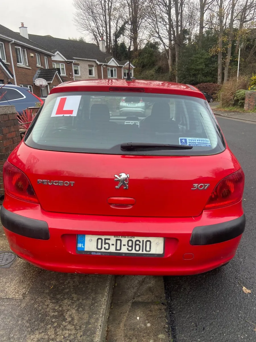 Peugeot 307 2005 - Image 2