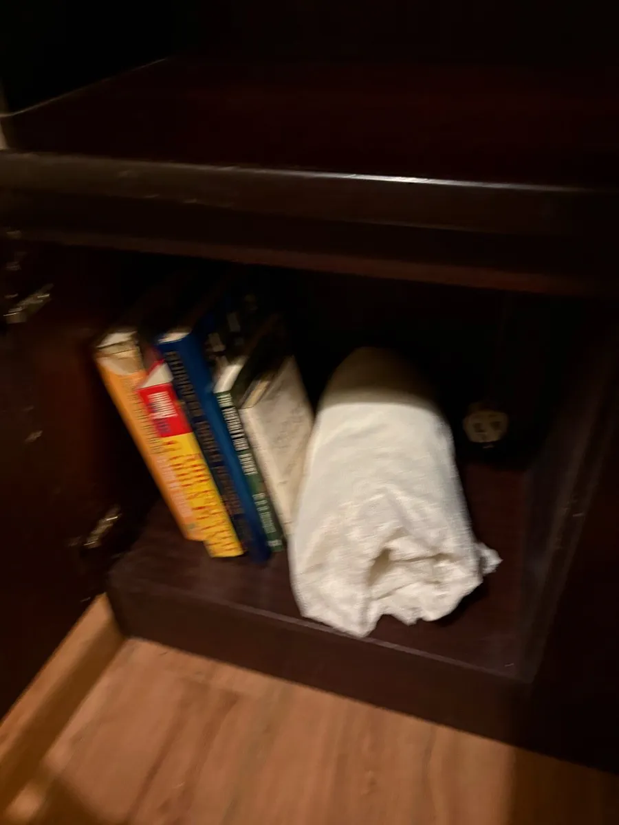 Side board - Image 4