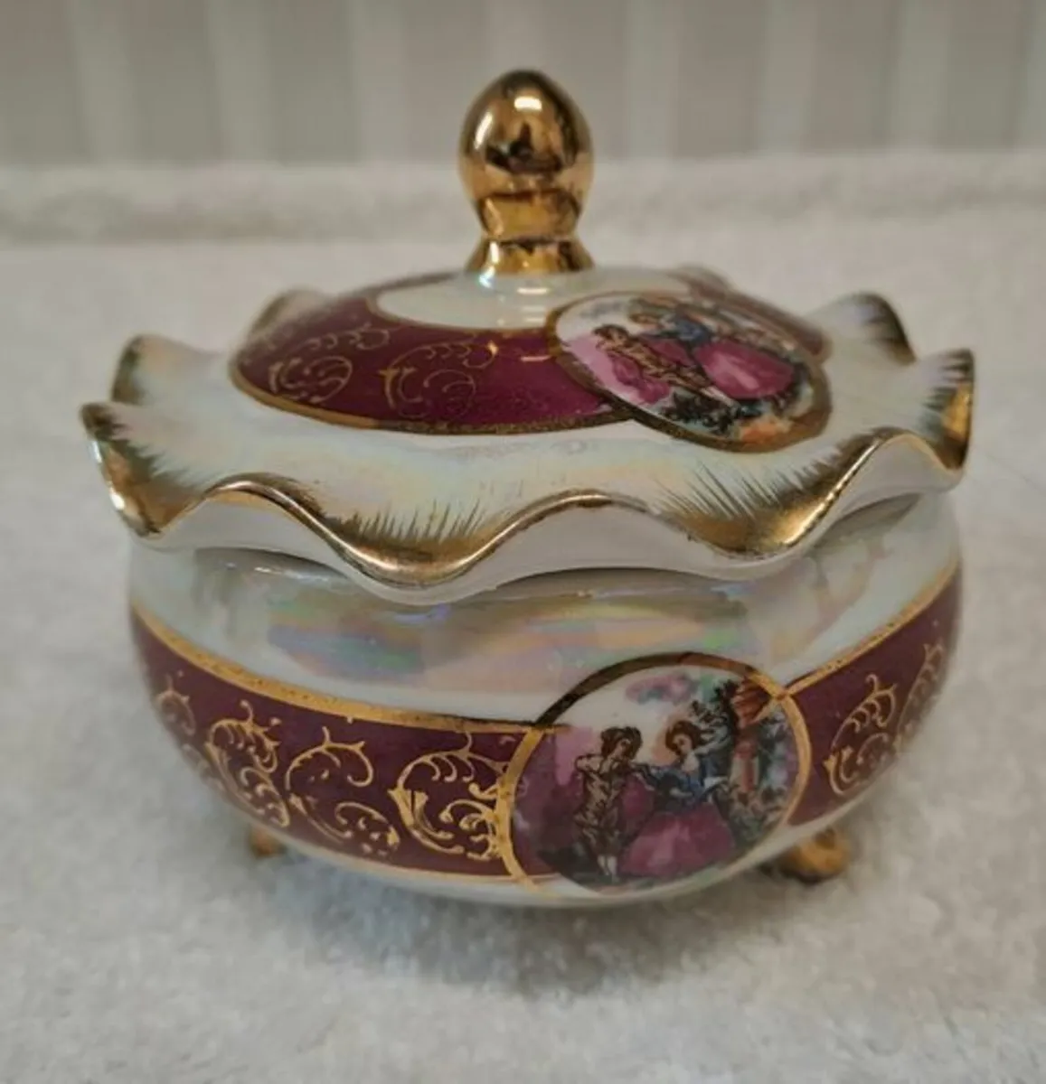 Vintage ornate lustreware lidded pot - Image 1