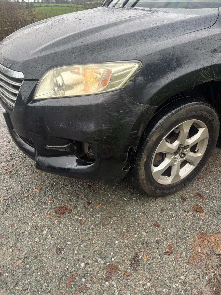 Toyota rav 4 - Image 2