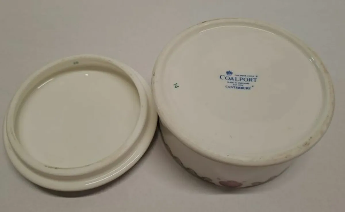 Coalport Canterbury Trinket box - Image 3