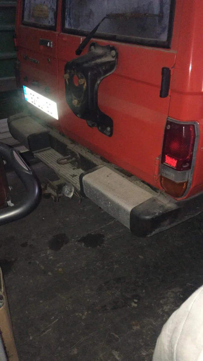 Toyota Land Cruiser 1992 - Image 4