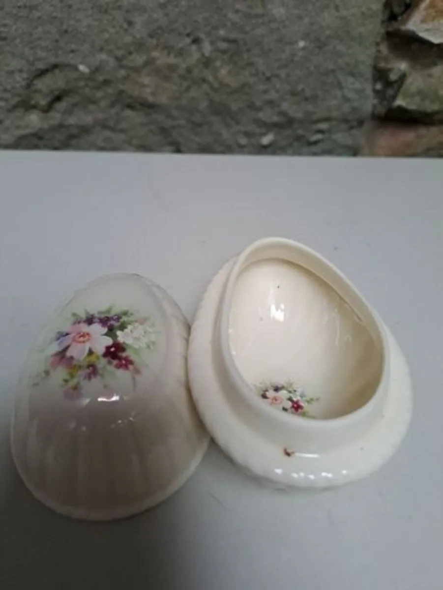 Donegal egg shaped trinket box - Image 4