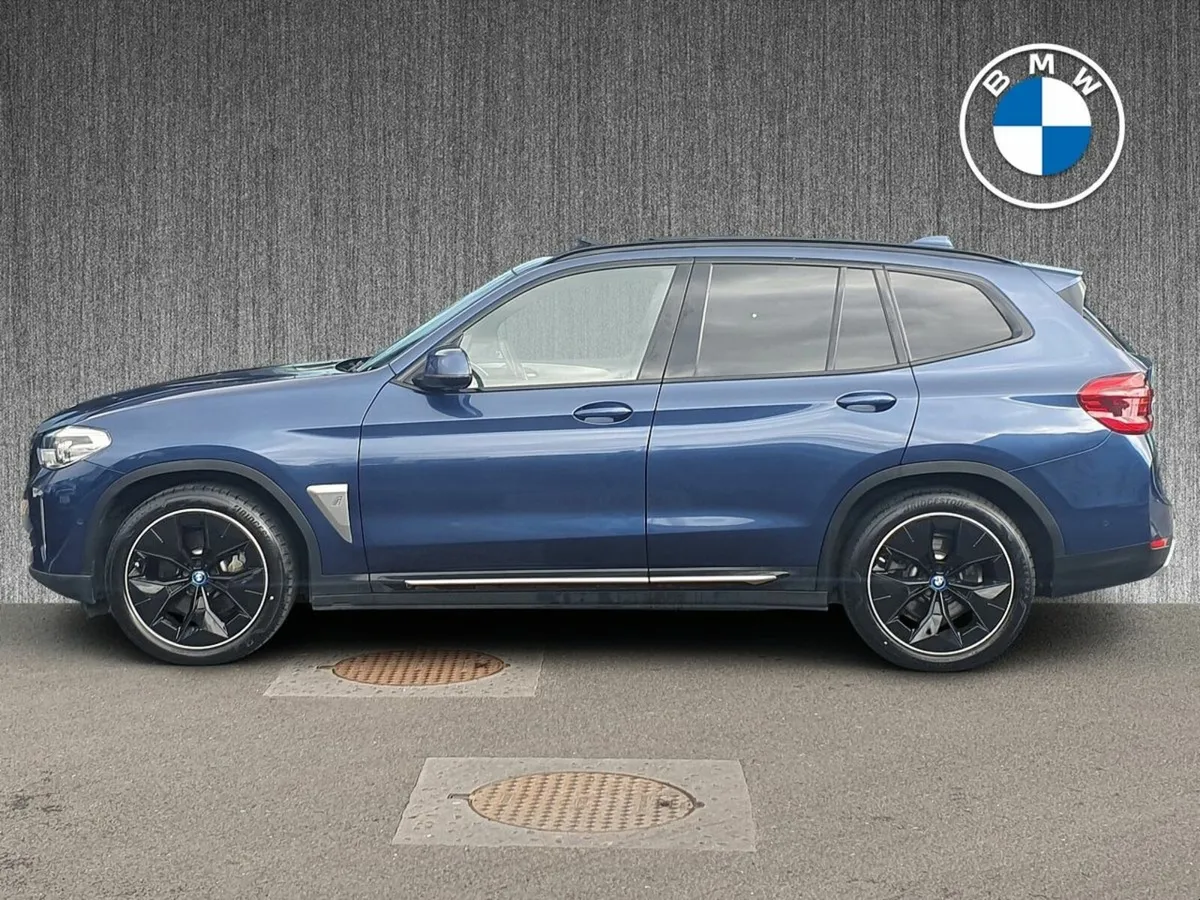 BMW iX3 Premier Edition - Image 3