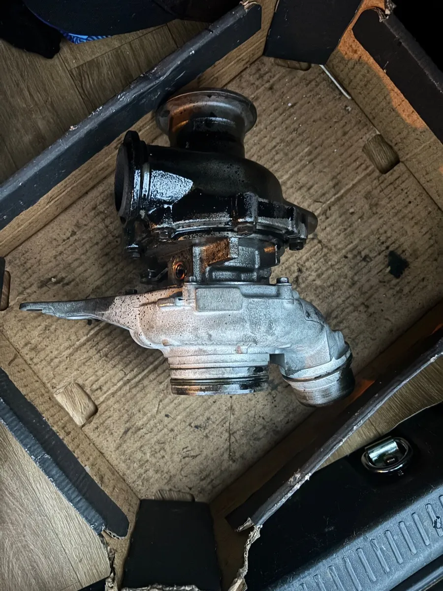 Tour boo bmw x3 - Image 1