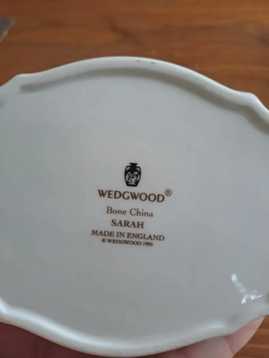 Vintage Wedgwood Sarah dish 1995 - Image 2