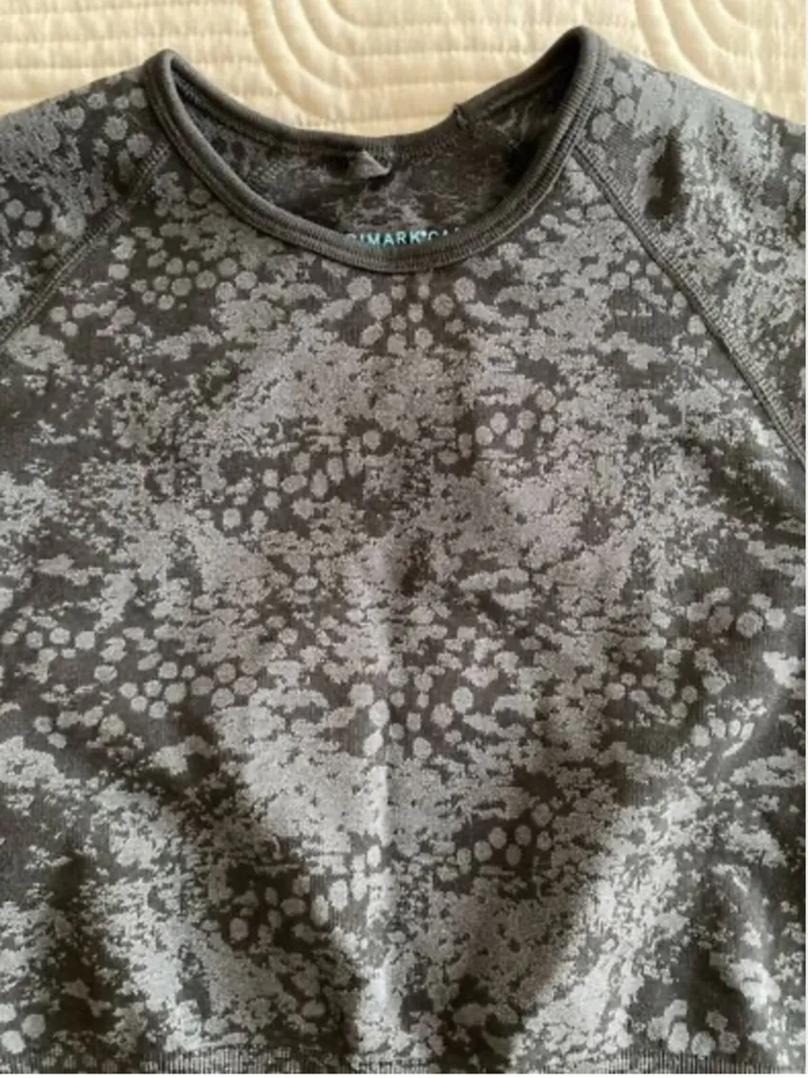 Penneys gym top - Size S - Image 3