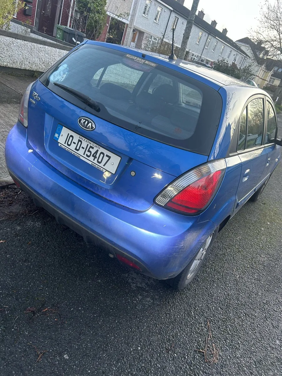 Kia Rio 2010 - Image 2