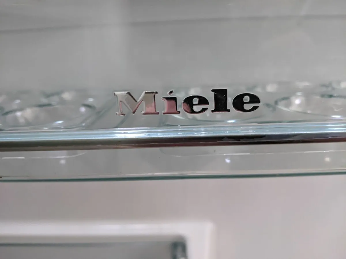 Miele Integrated Fridge - Image 1