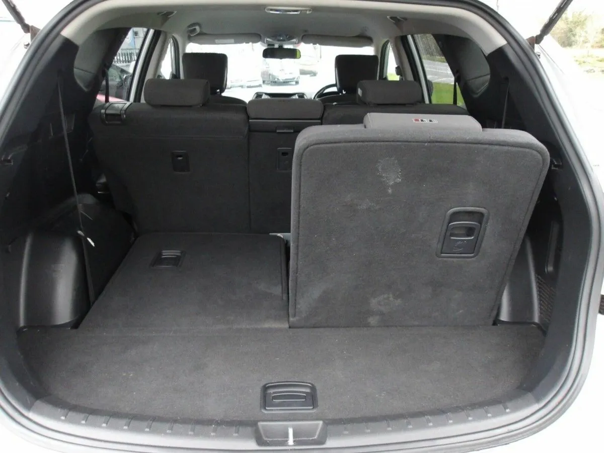 Hyundai Santa Fe 2.2 CRDi 4WD Special Edition - Image 4