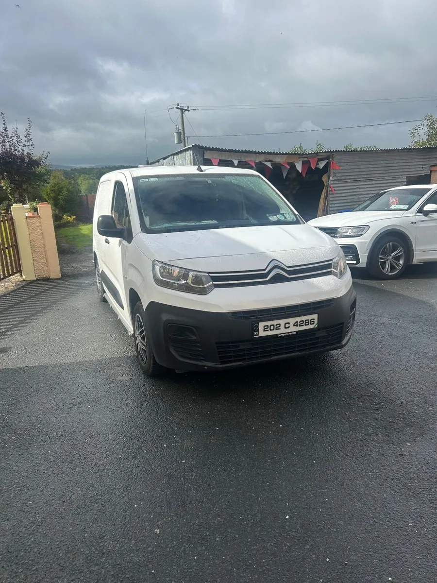 Citroen Berlingo 2020 - Image 2