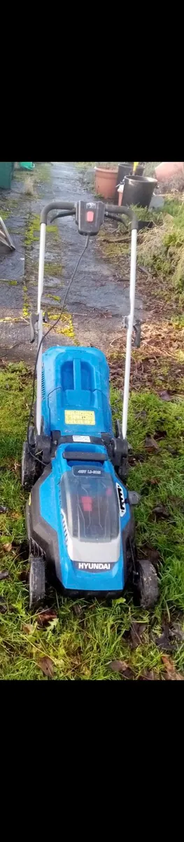 Hyundai Battery Lawnmower - Image 1