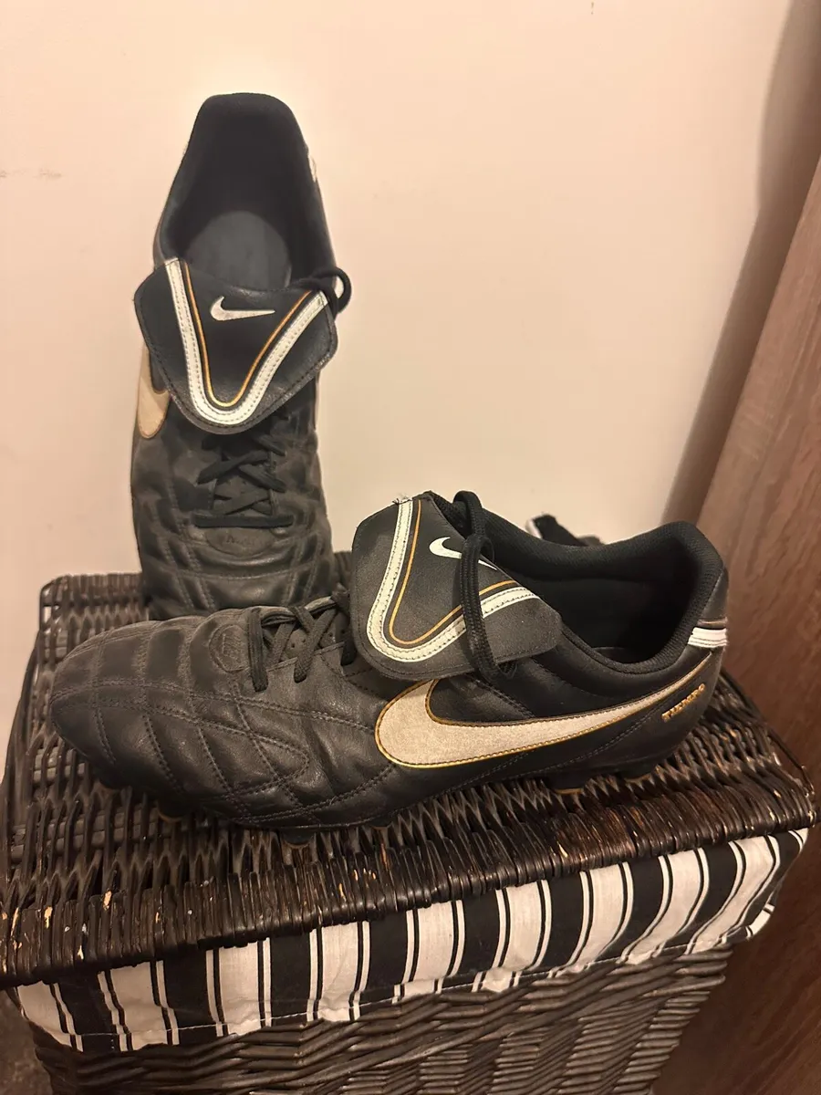 Nike football boots - Image 2