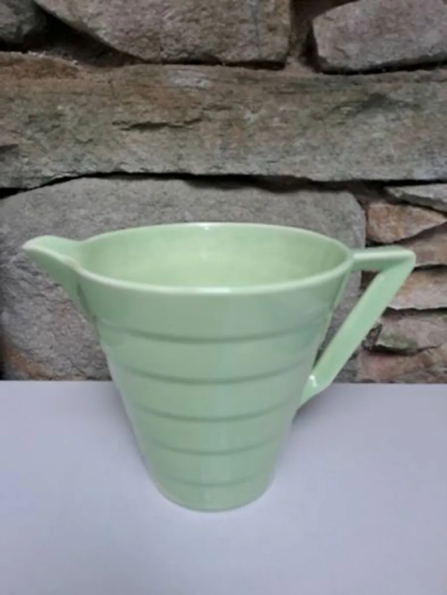 1950s green ribbed jug - Image 2