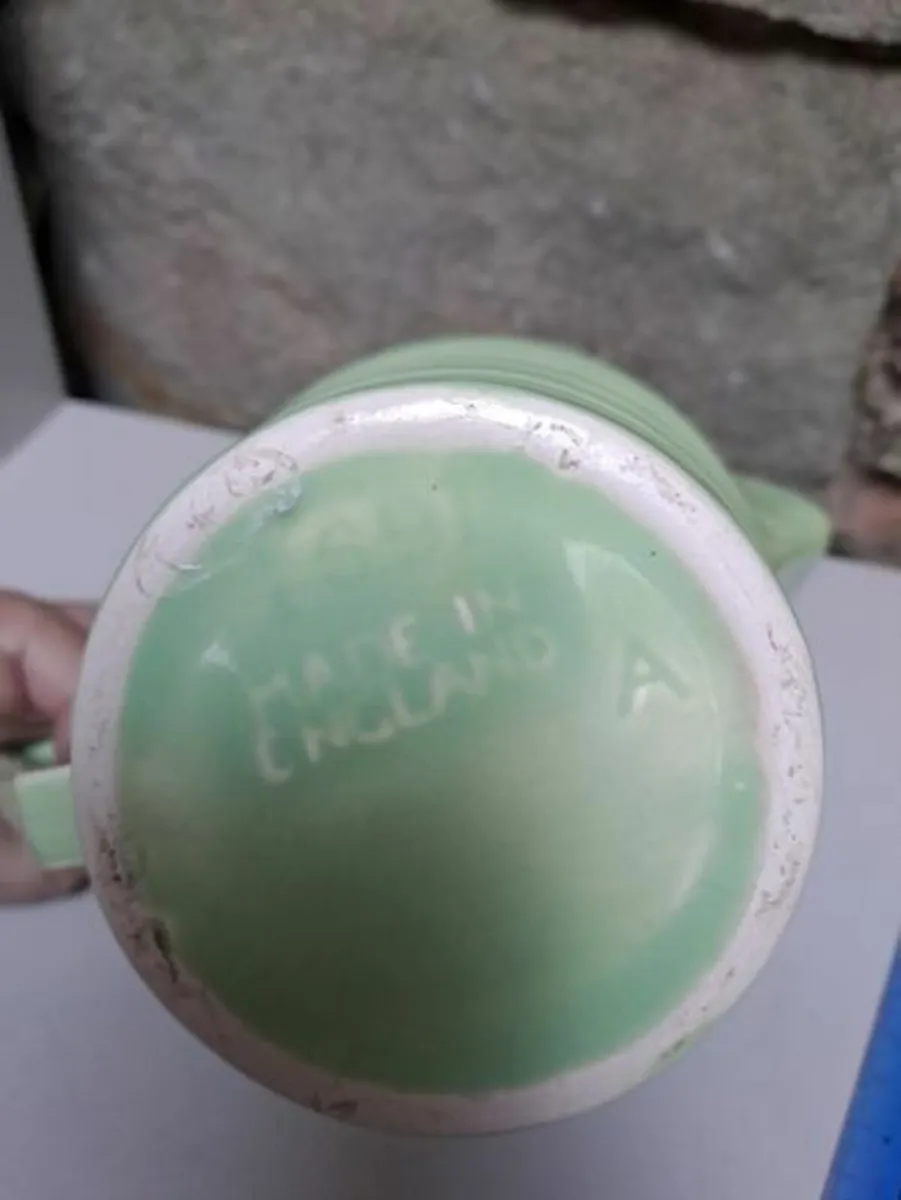 1950s green ribbed jug - Image 3