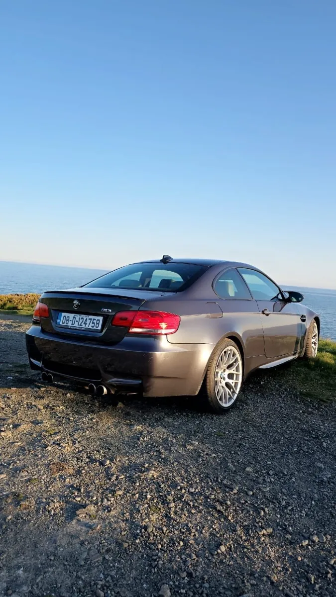 BMW M3 - Image 2