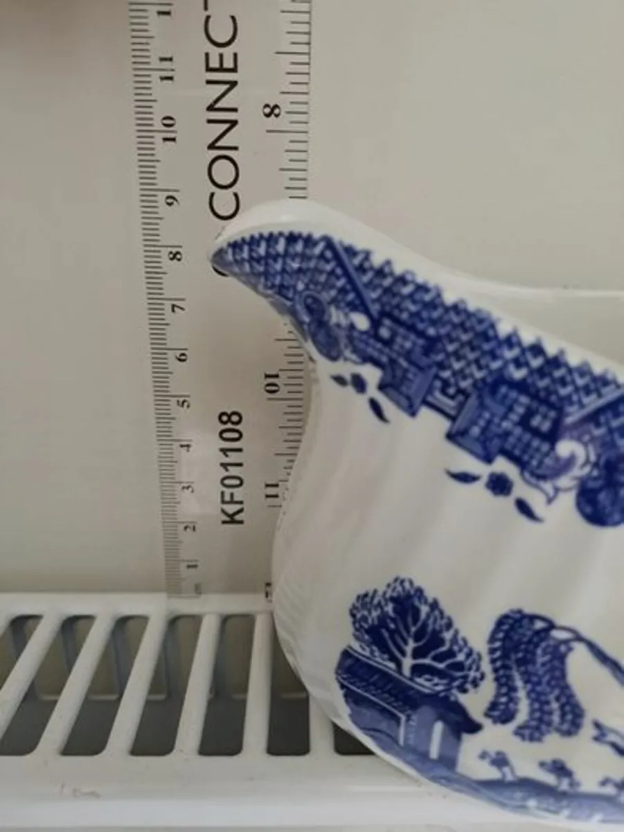 Barratts of Staffordshire willow jug - Image 4