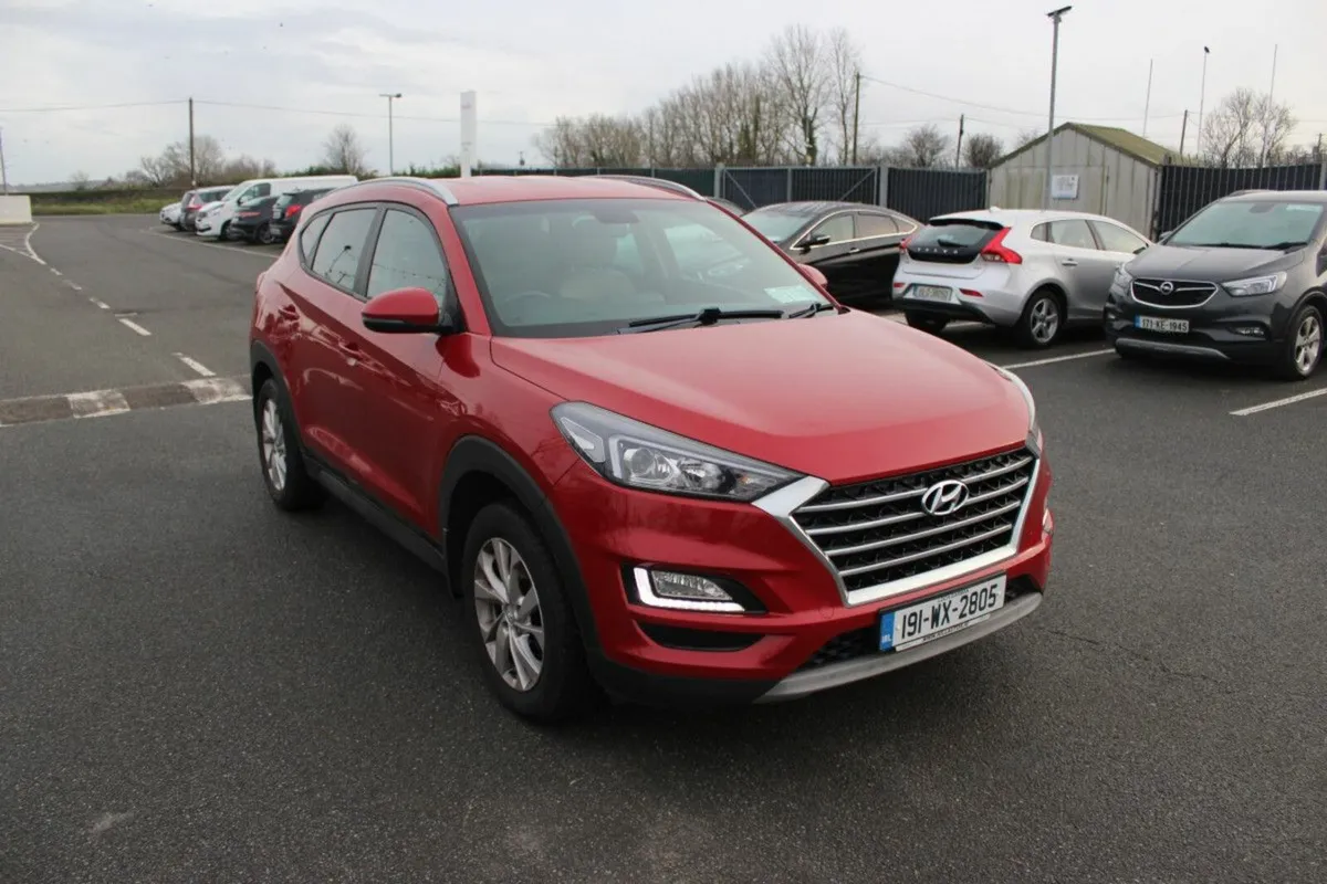 Hyundai Tucson 2WD Executive Plus - Image 1