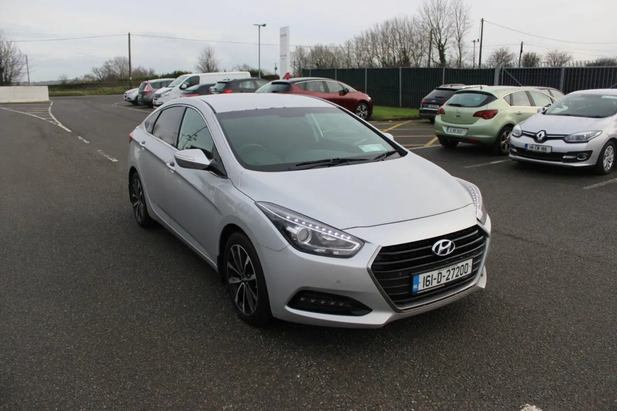 Hyundai i40 Executive 2017 1.7 Diesel - Image 1