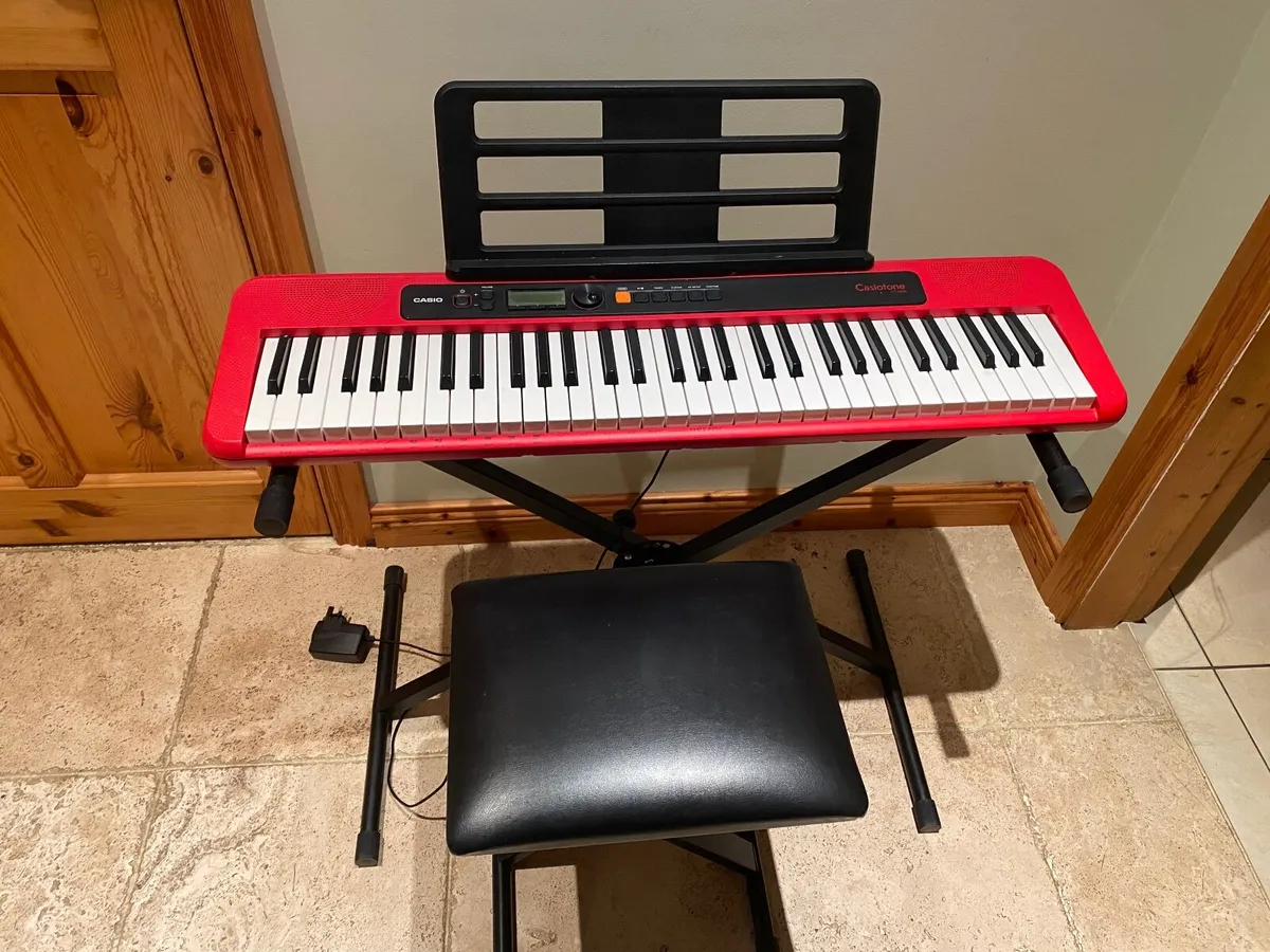 Music Keyboard Casiotone CT-S200 - Image 1