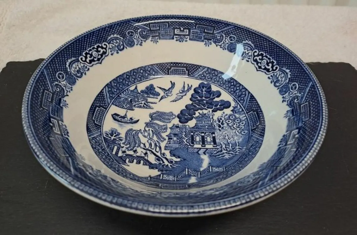 Johnson Brothers blue Willows bowl - Image 1