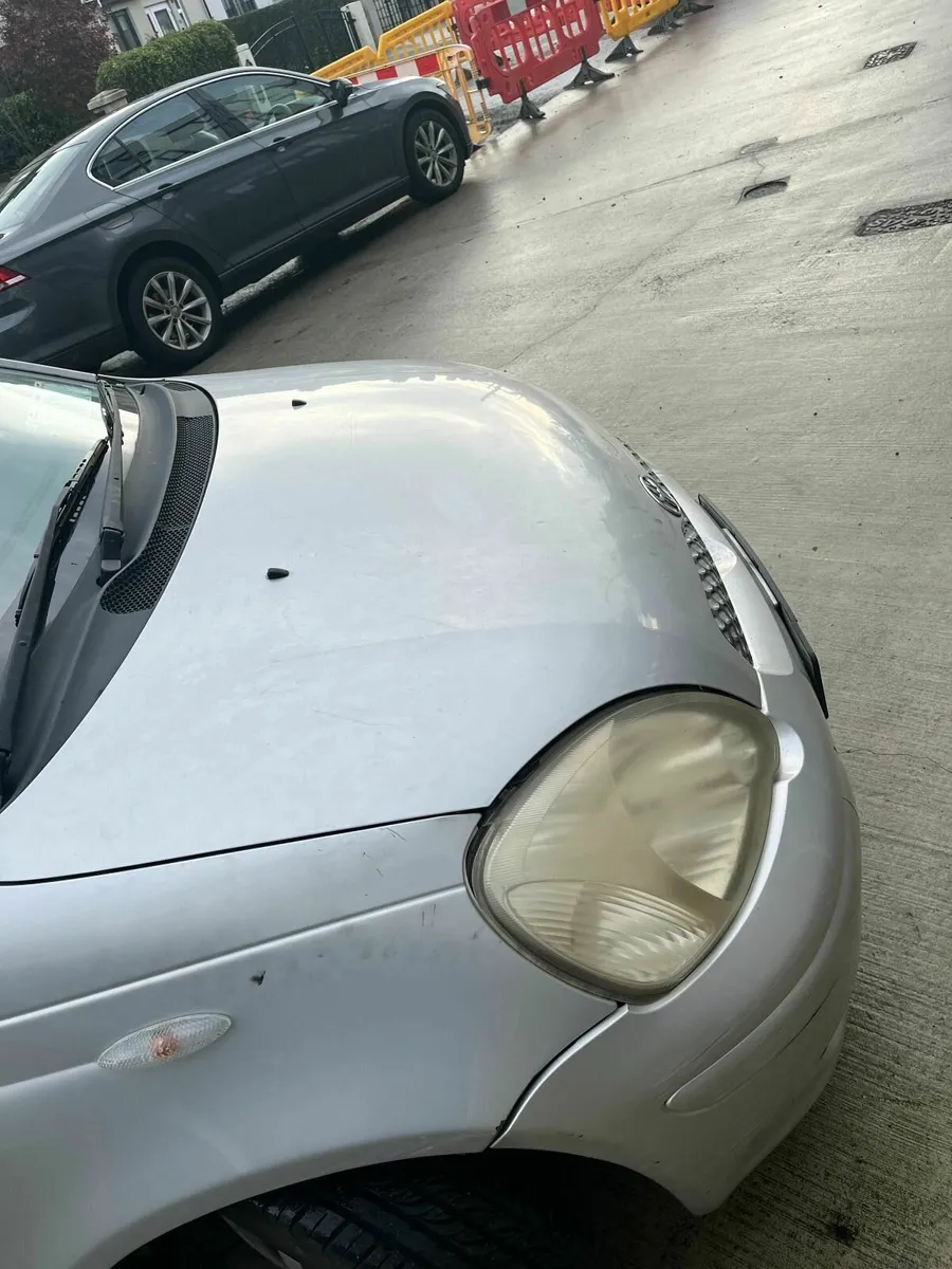 Toyota Yaris 2005 - Image 1