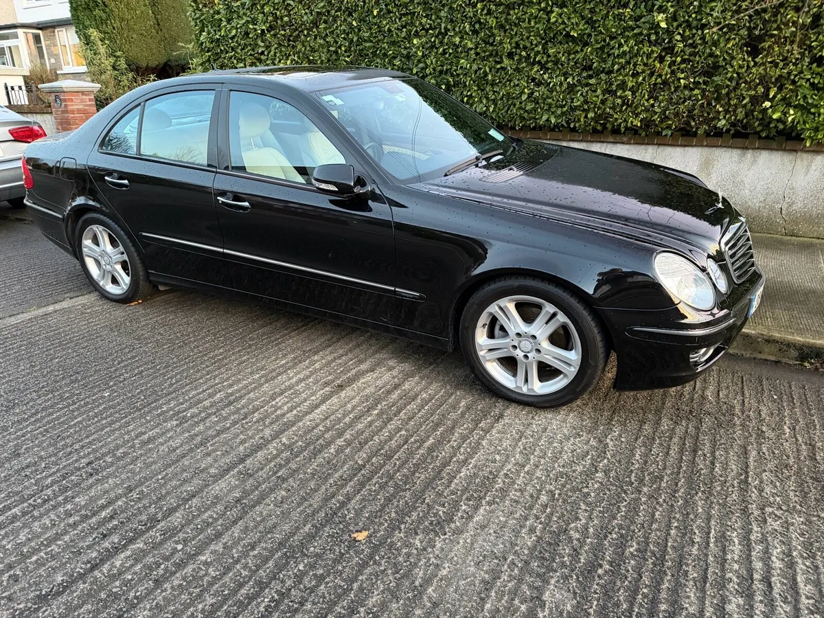 Mercedes E200 Kompressor Avantgarde - Image 2