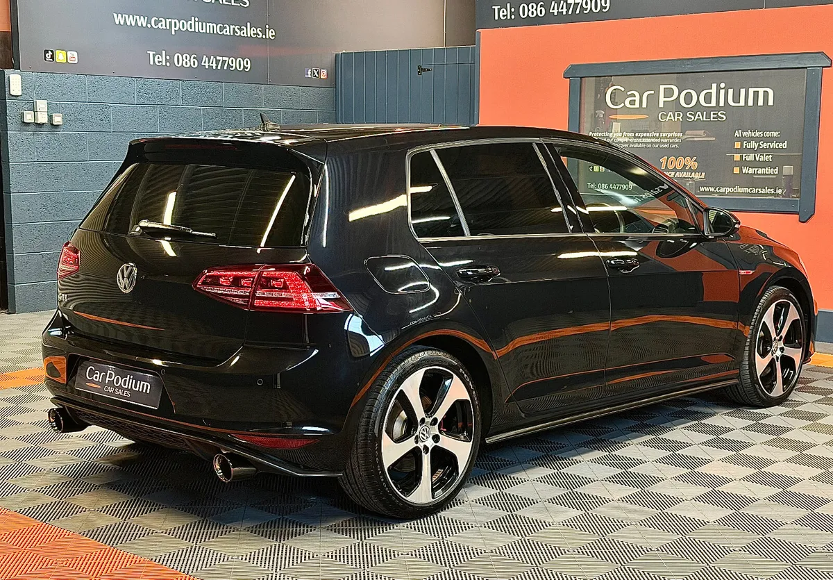 2016 Volkswagen Golf GTi 2.0TSi Auto DSG  DCC Pack - Image 3
