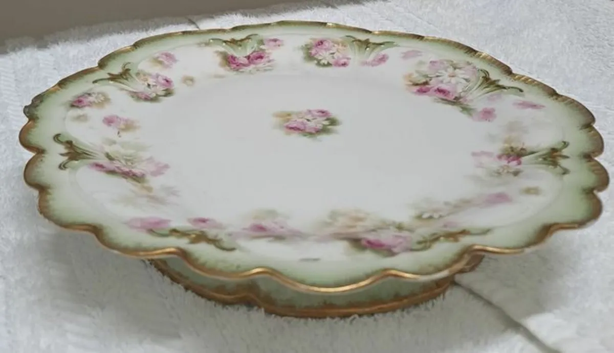 GDA Limoges cake stand - Image 1