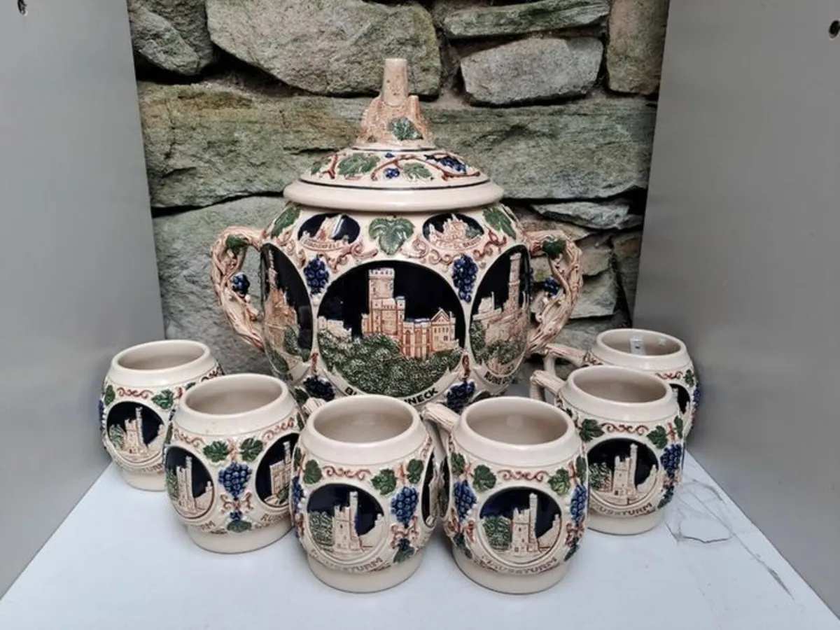 Gerz German tureen and mugs - Image 1