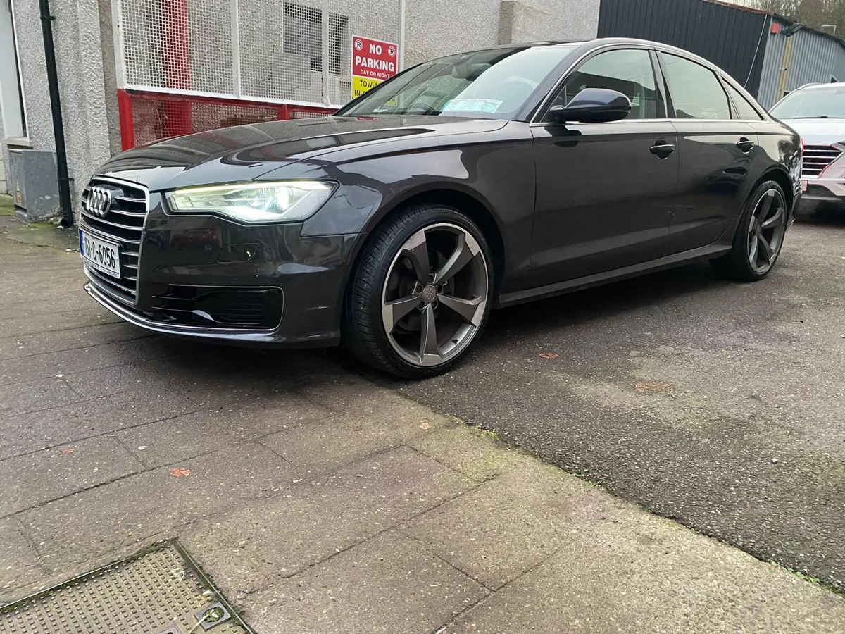 Audi A6 2015 - Image 2
