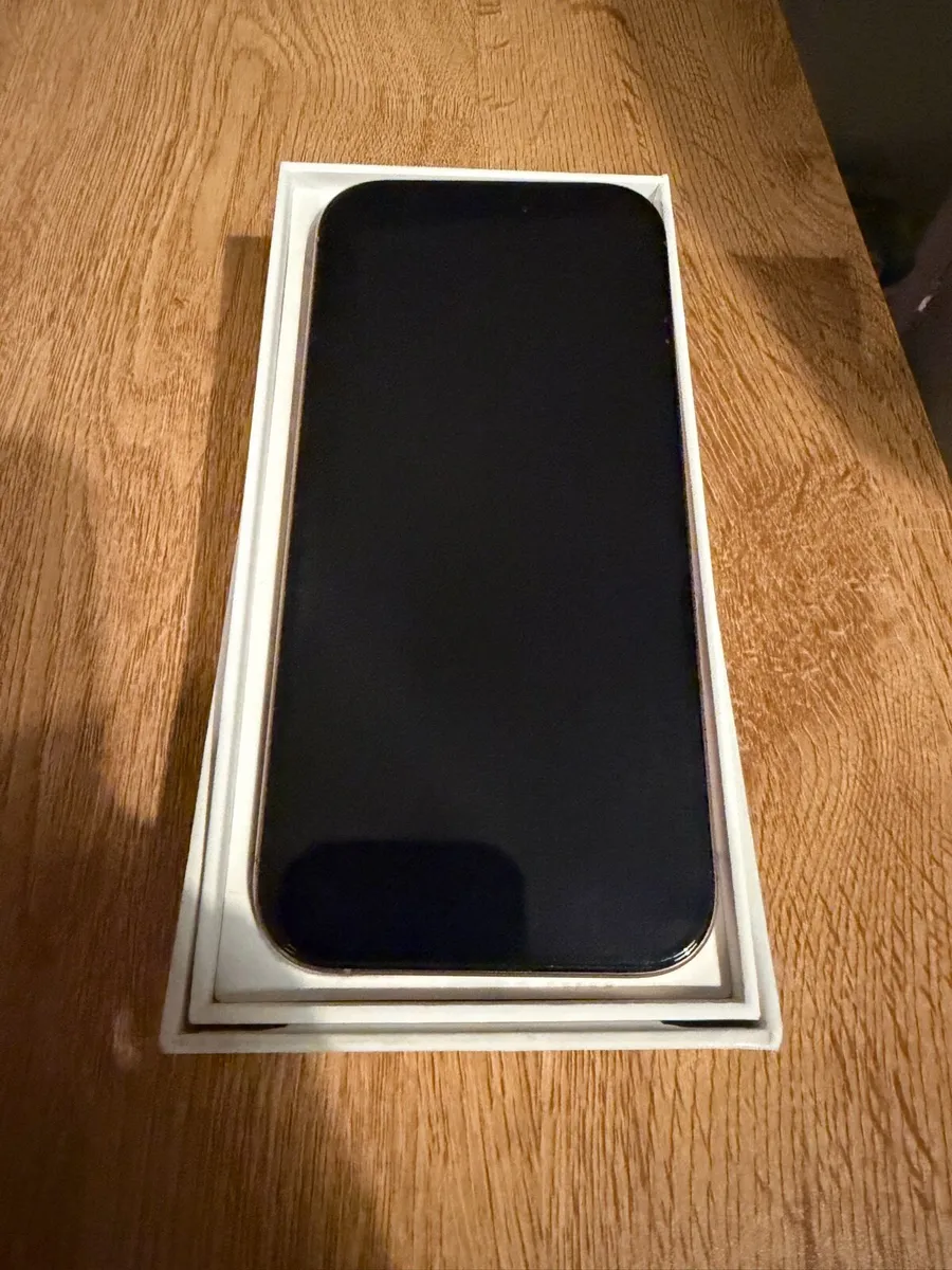 iPhone 16 PRO 128GB - Image 1