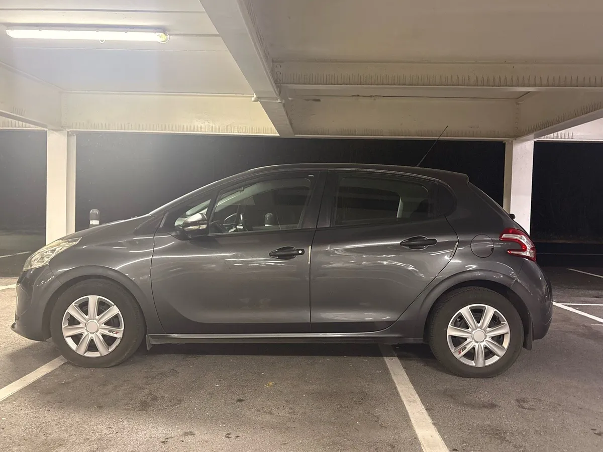 PEUGEOT 208 1.4 DIESEL *TIMING BELT DONE* - Image 2