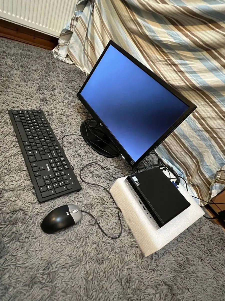 HP EliteDesk i5 8gb 512GB Monitor + - Image 1