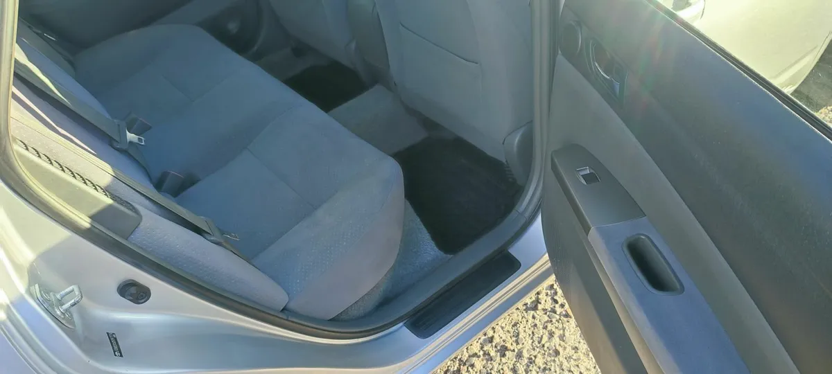 Toyota Prius 2007 - Image 2