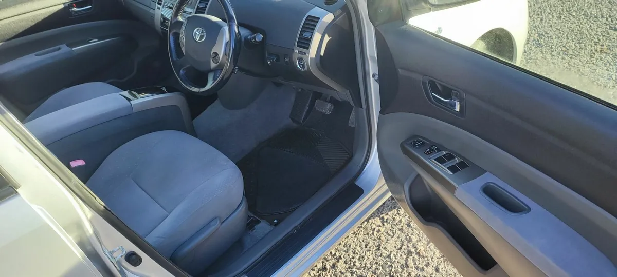 Toyota Prius 2007 - Image 3