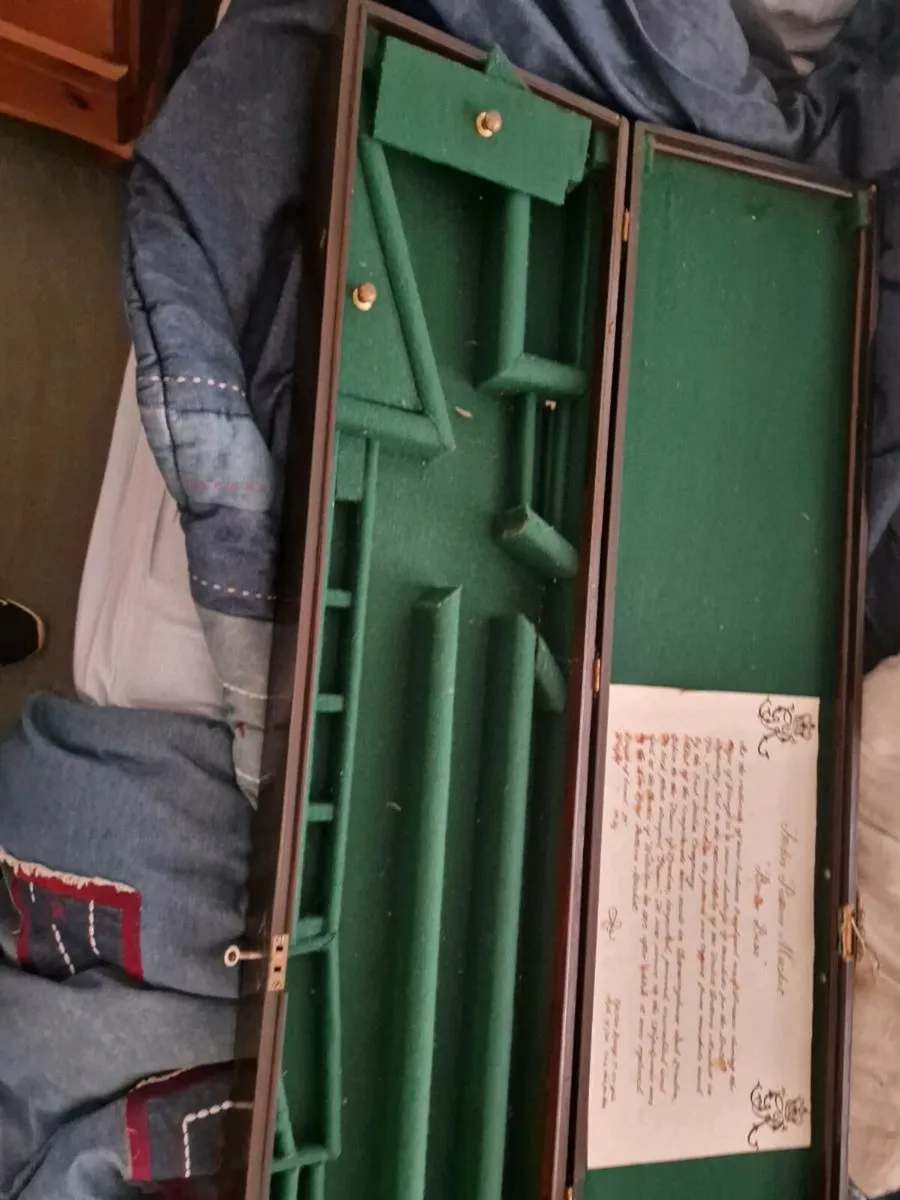 Vintage Gun Case - Image 1