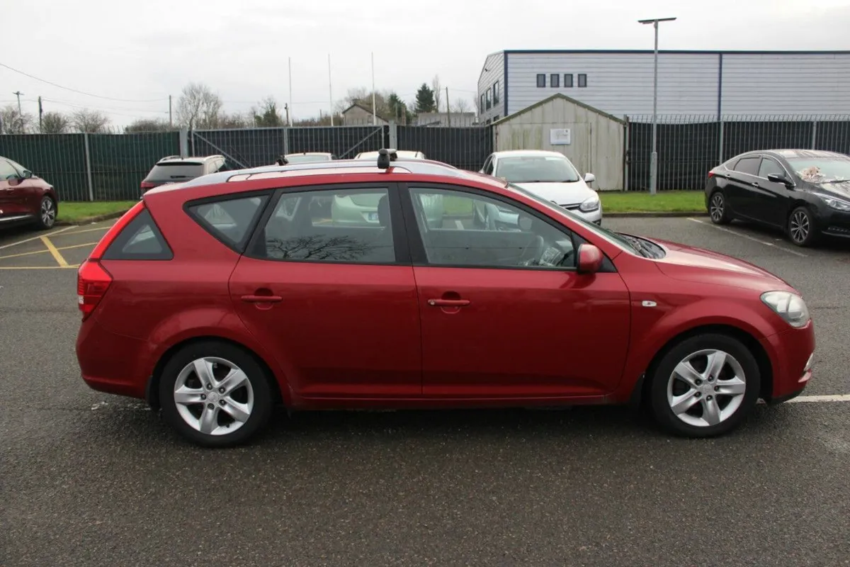 Kia Ceed 1.6 Elite ESTATE - Image 4