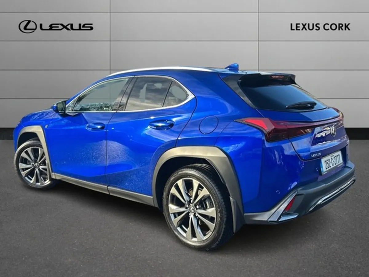 Lexus UX UX300H F SPORT DESIGN - Image 3