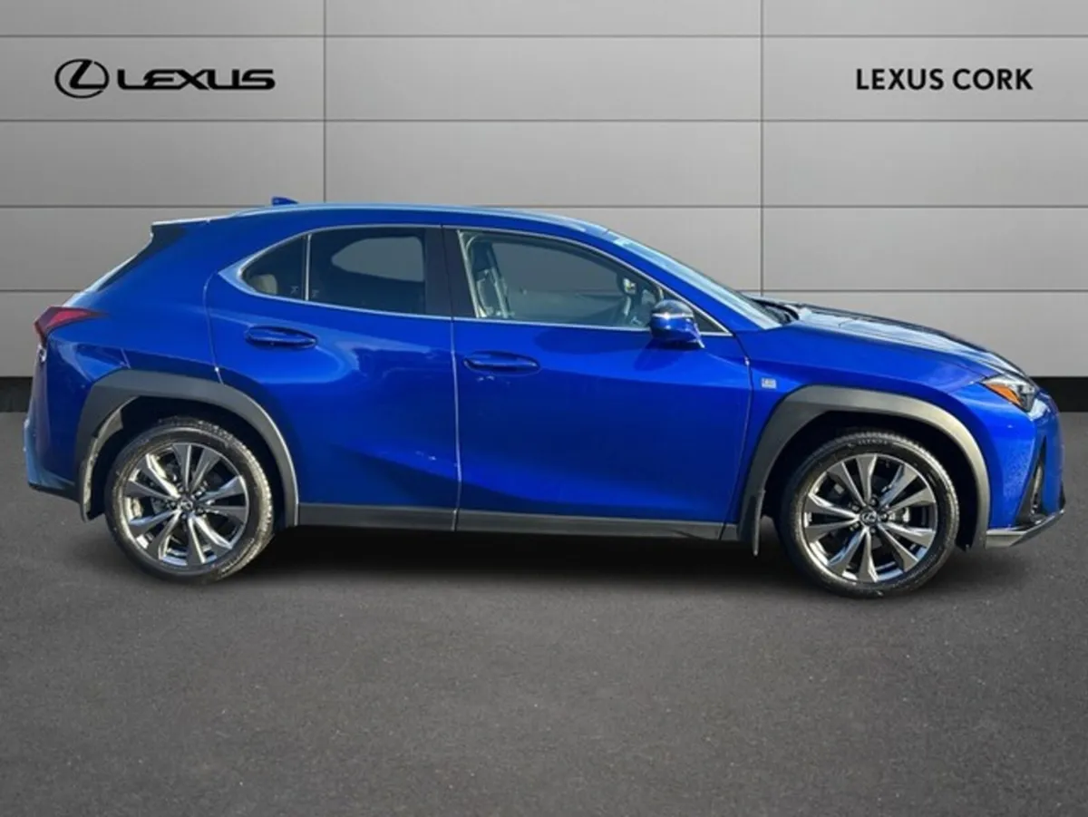 Lexus UX UX300H F SPORT DESIGN - Image 4
