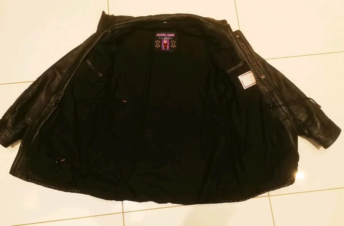 Men's leather jacket - Image 4