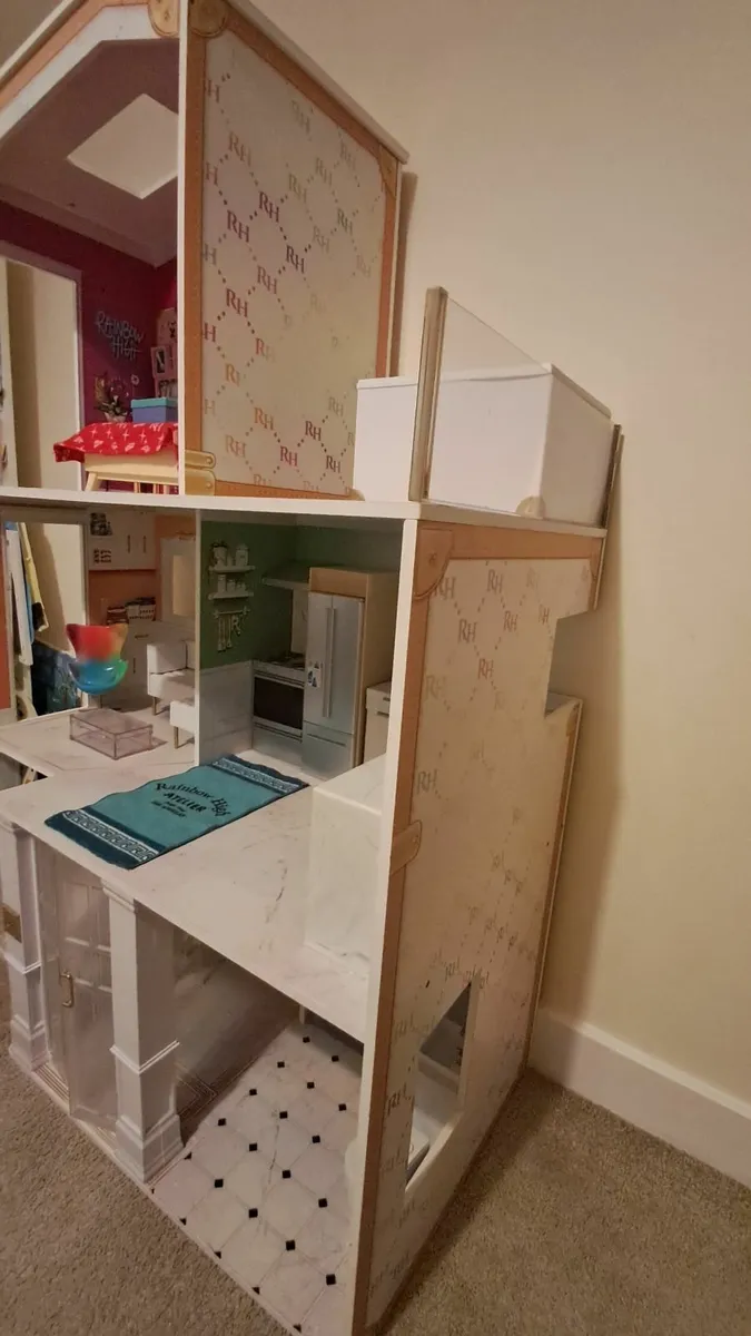 Rainbow High Dolls House - Image 2