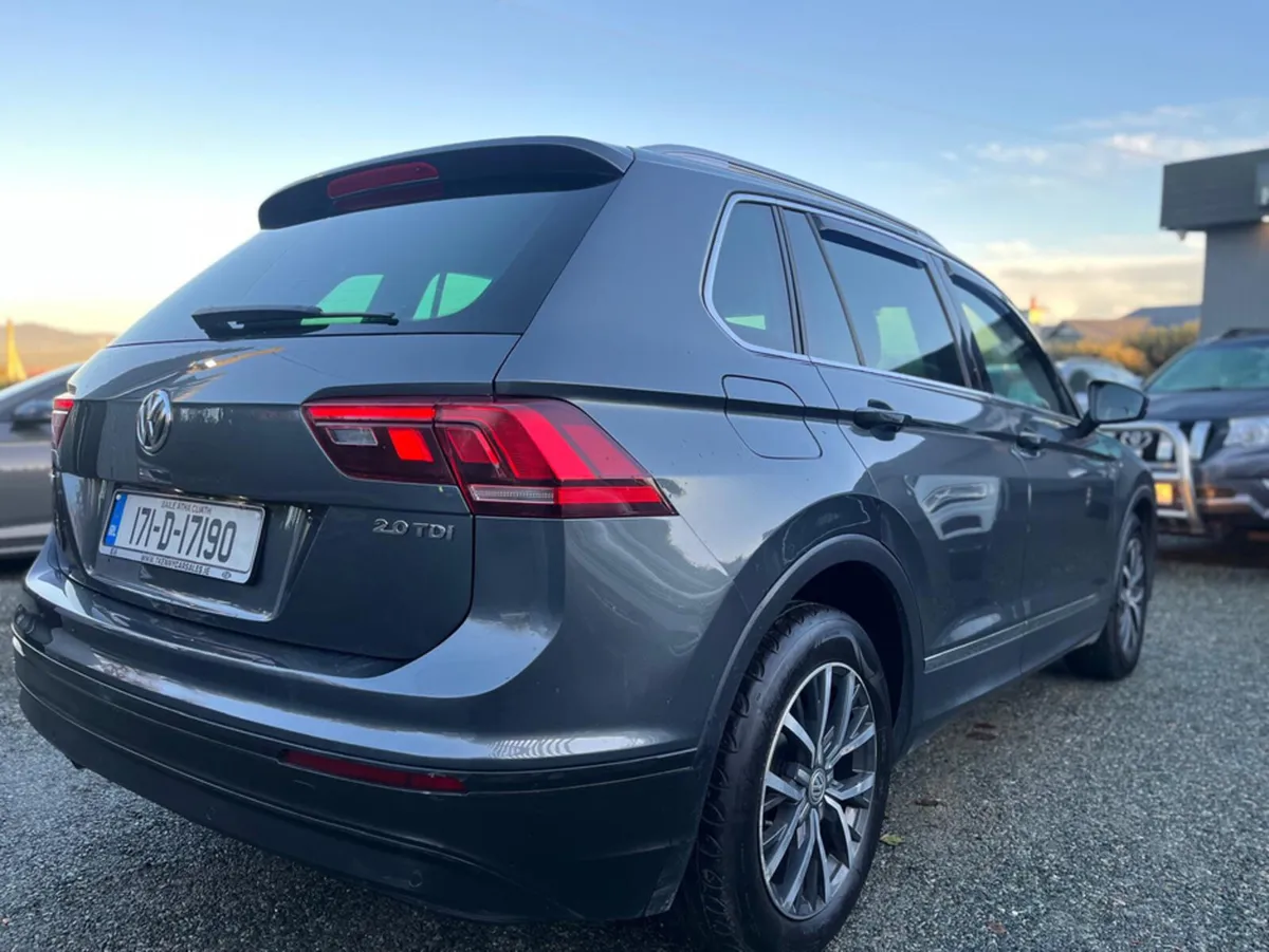 Volkswagen Tiguan COMFORTLINE 2.0 TDI 115BHP 115HP - Image 3