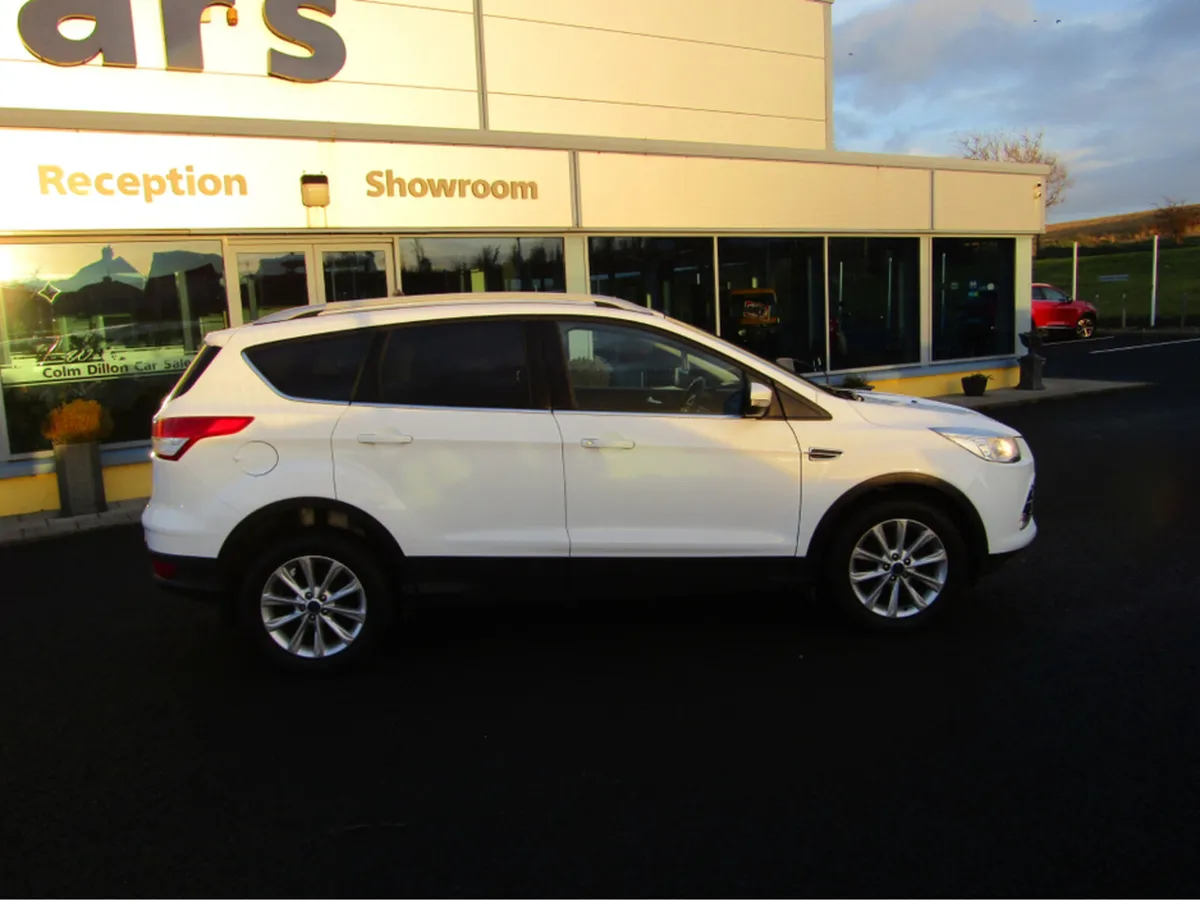 Ford Kuga 2.0 TDCI TITANIUM 2WD  150PS 5DR - Image 3