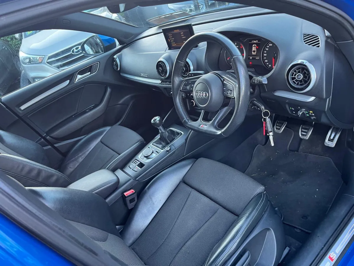 Audi A3 1.6 TDI 116 S LINE FINANCE AVAILABLE - Image 4