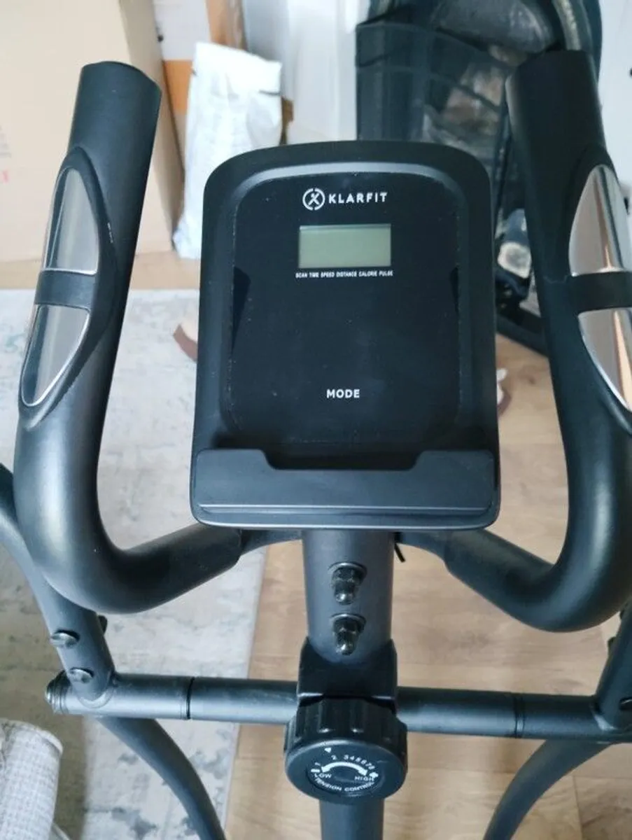 cross trainer - Image 2