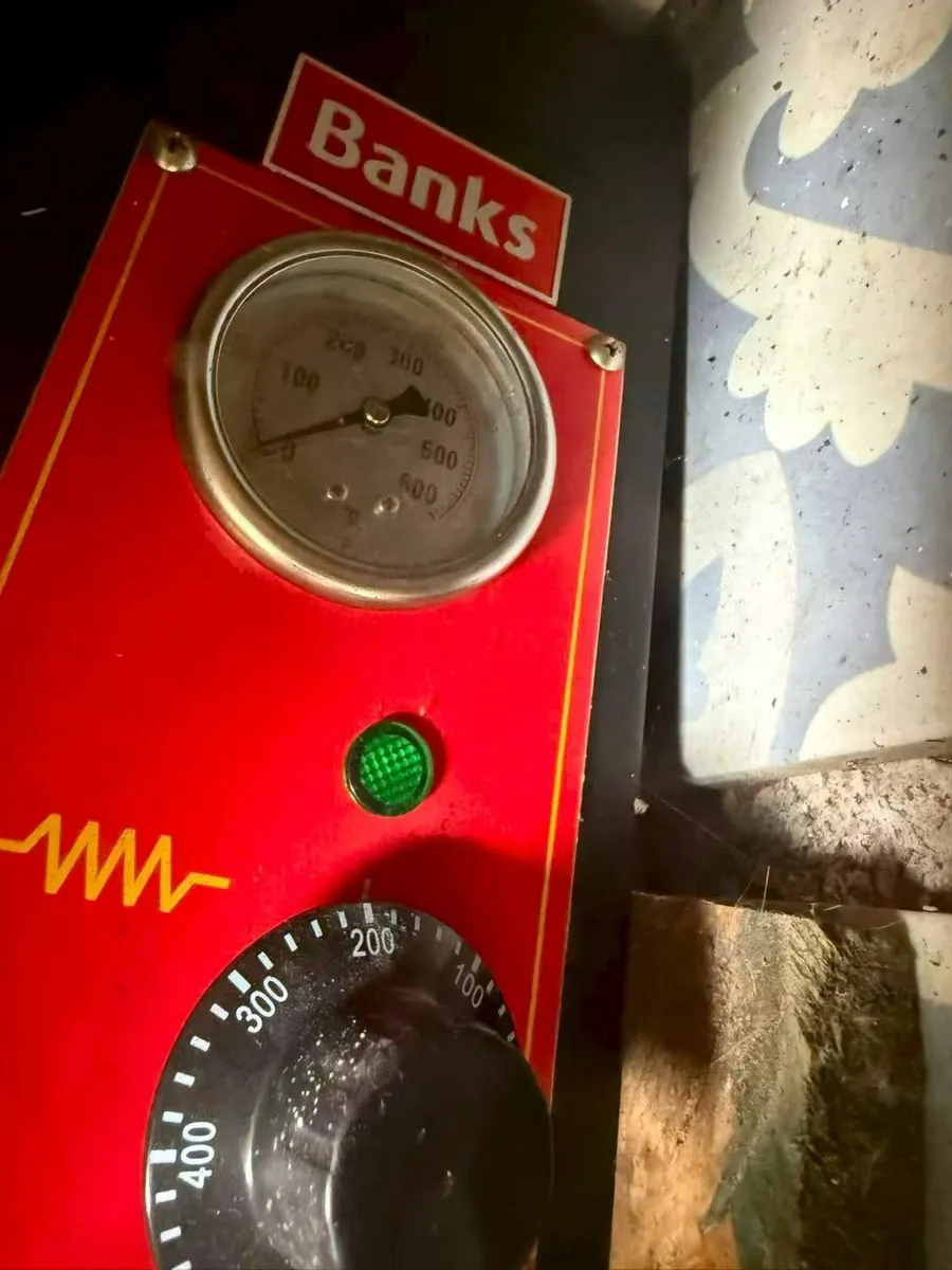 Commercial Single Deck Electric Pizza Oven - Image 2