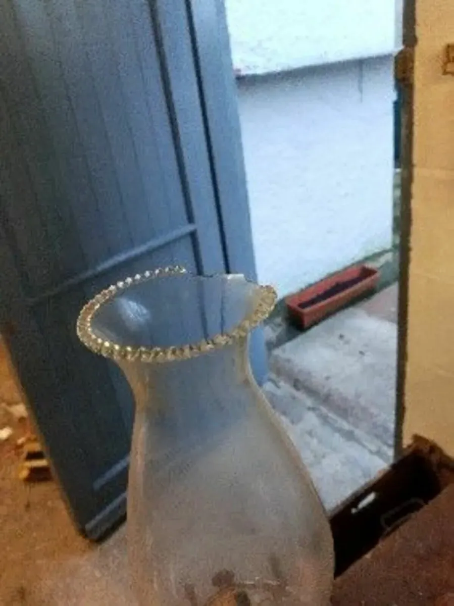 Vintage glass oil Lamp - Image 2