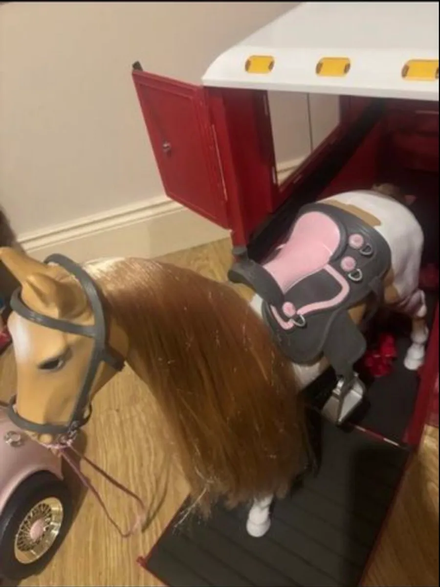 Our Generation horse & trailer - Image 2