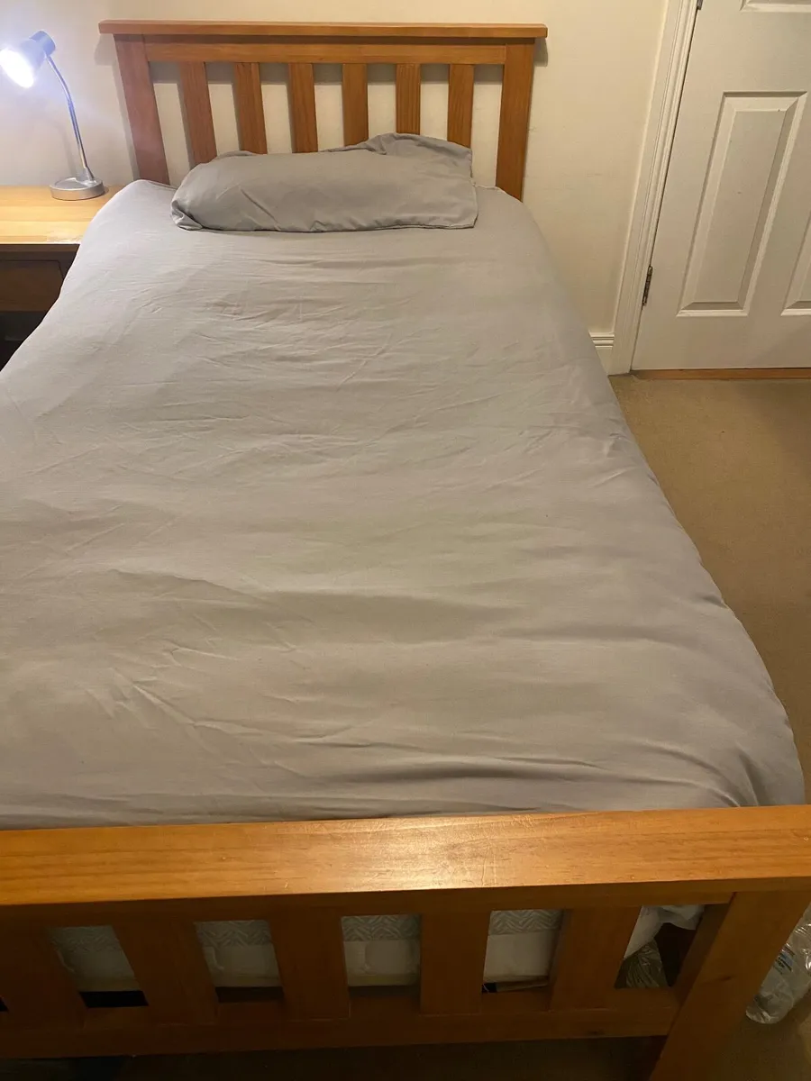 Bed frame & locker - Image 2